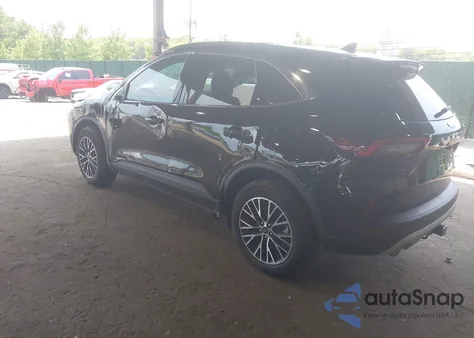 2024 Ford Escape Phev from USA, damaged, VIN 1FMCU0E16RUB60386